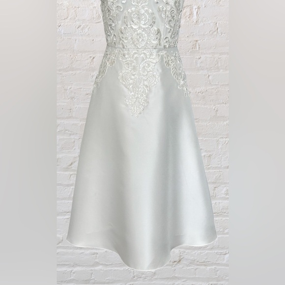 Adrianna Papell White Tea Length Wedding Gown lace applique Bodice Sz (4) 8 - Picture 3 of 8